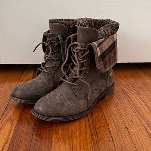 Brown boots